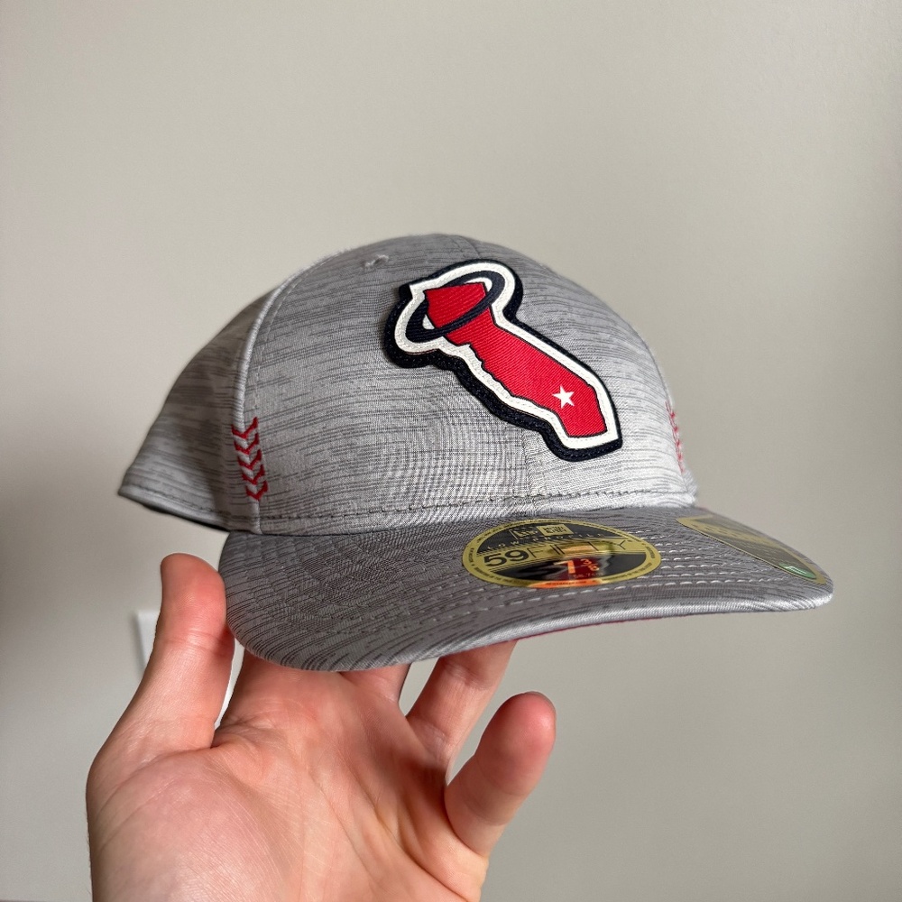 LA Angels Fitted Cap (Low Profile) - New Era - Size 7 3/8 - Flaw (read desc.)